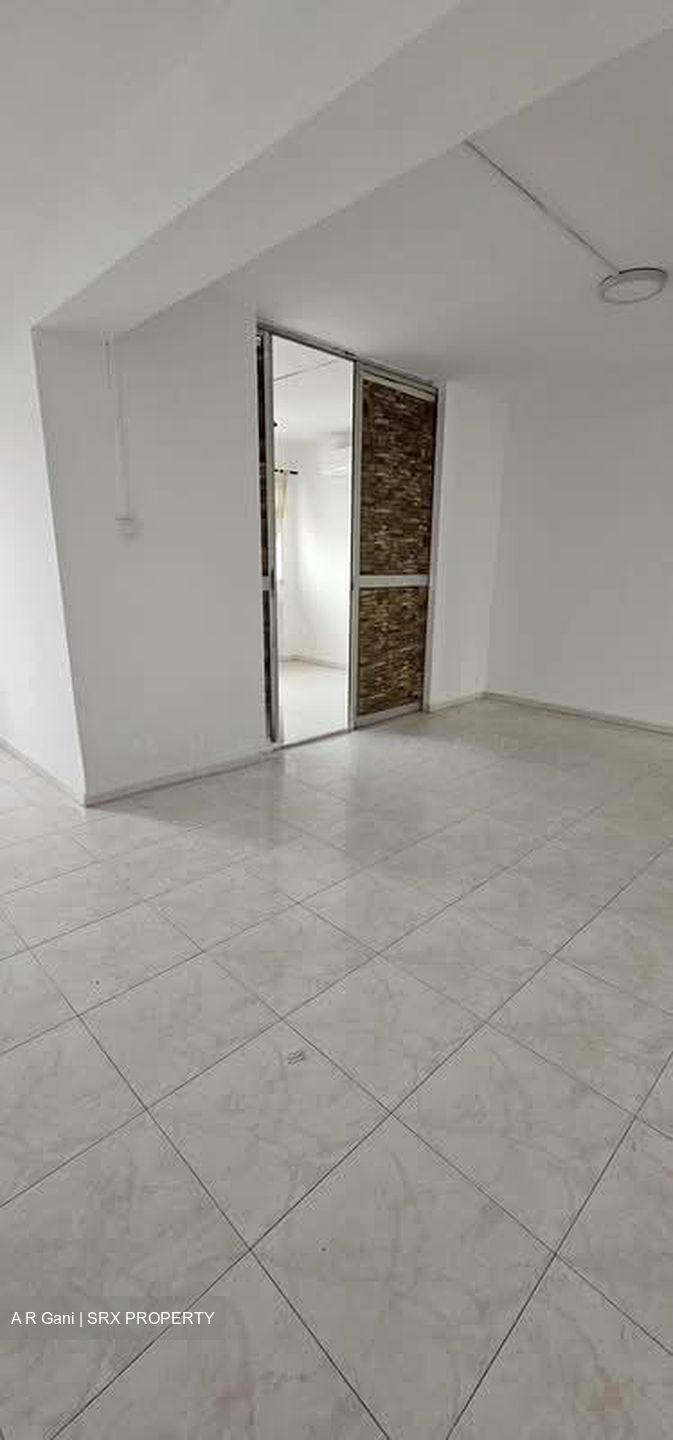 Blk 830 Jurong West Street 81 (Jurong West), HDB Executive #575057431